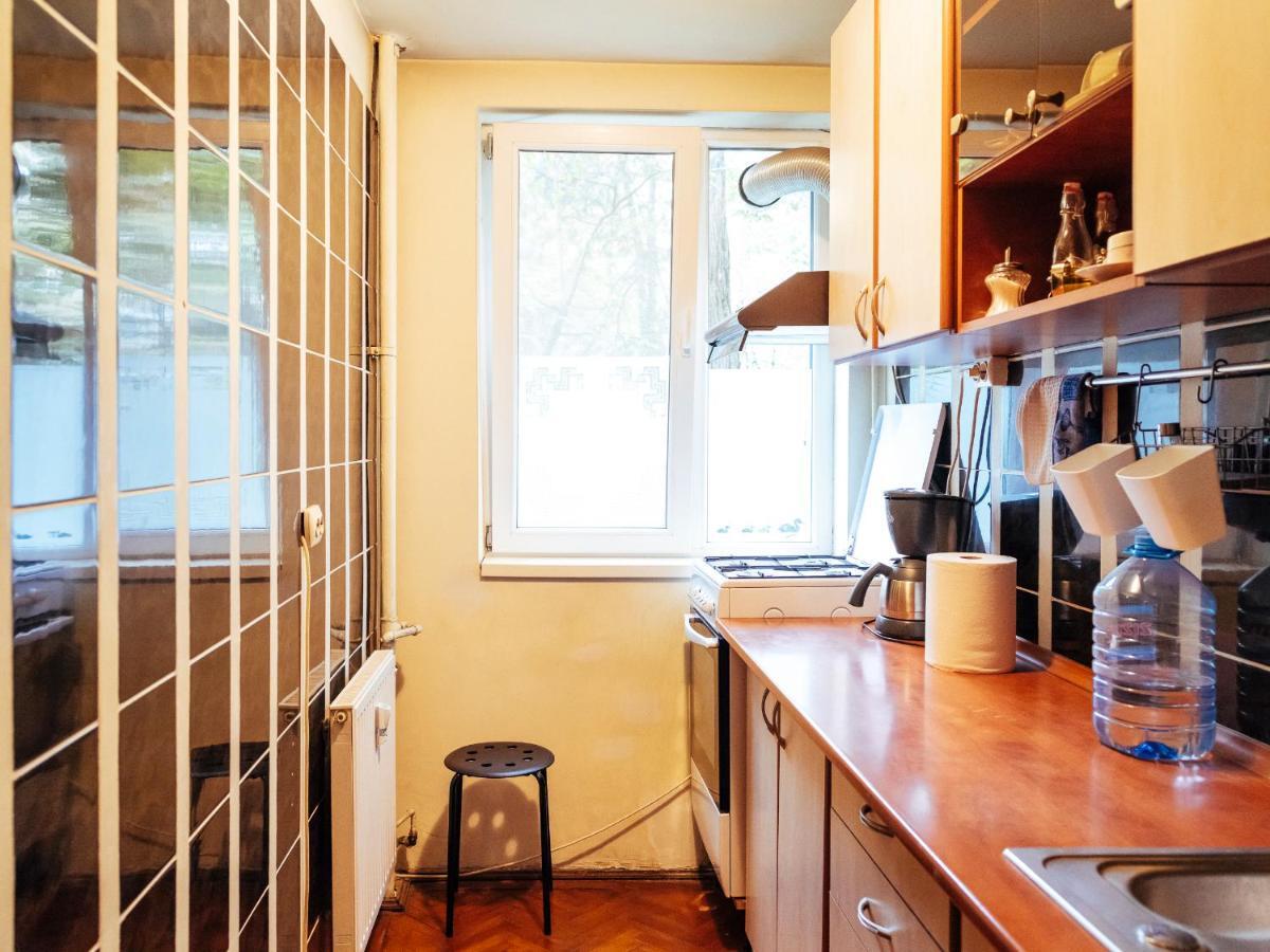 Woody - Cozy&Quiet Place near Moghioros Park Bucarest Exterior foto