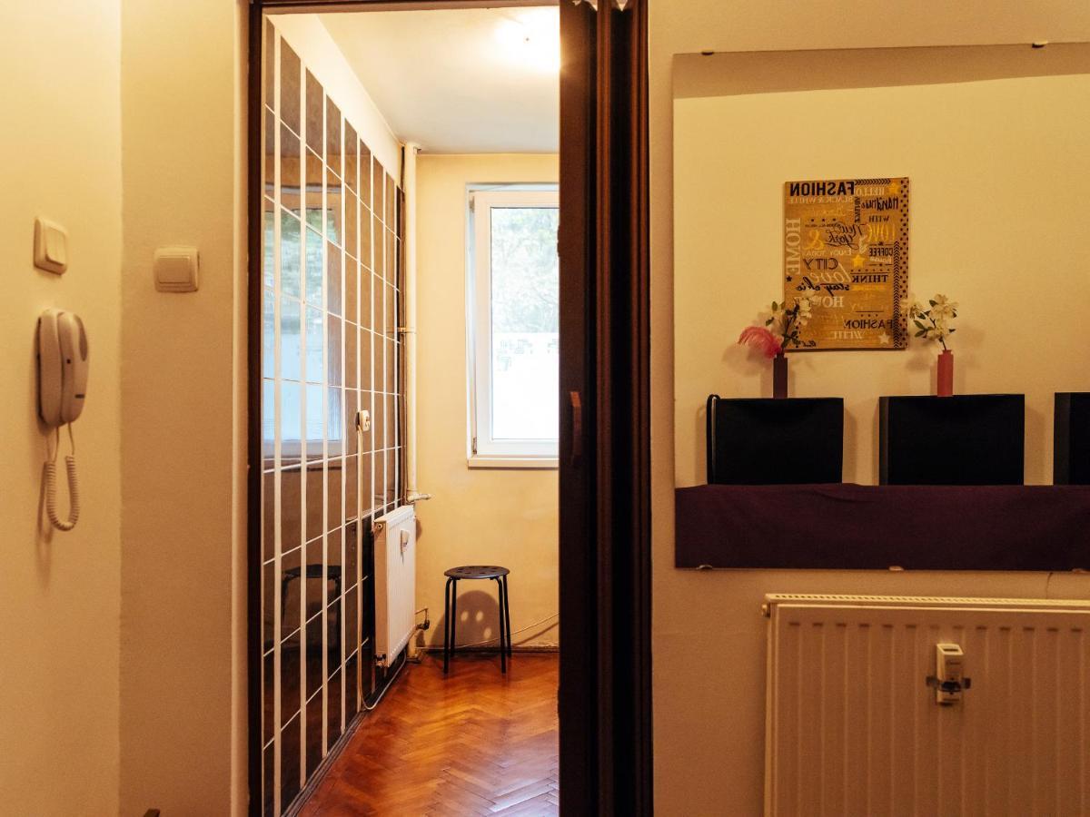 Woody - Cozy&Quiet Place near Moghioros Park Bucarest Exterior foto